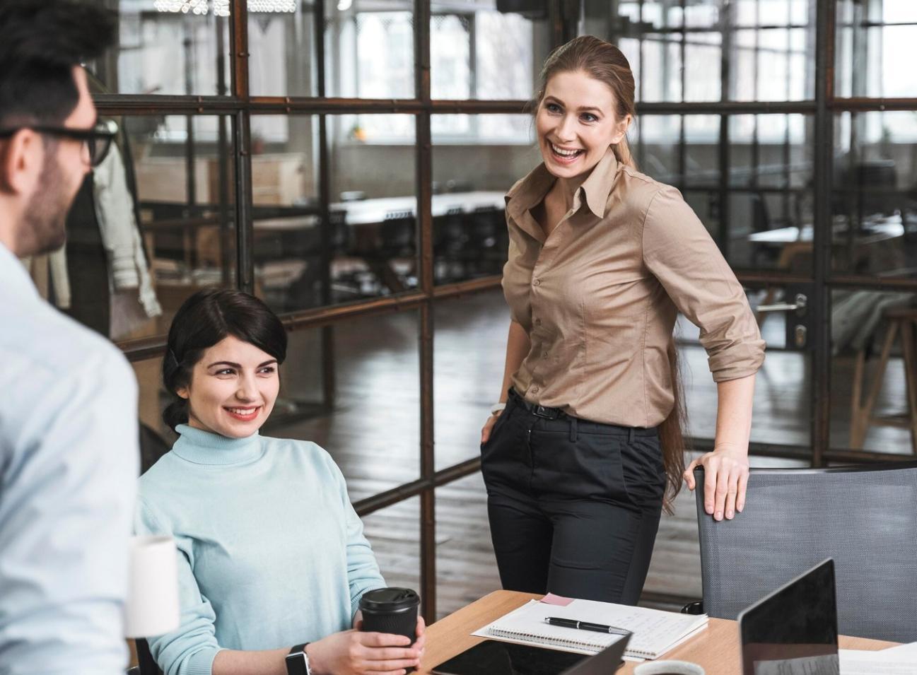 Environnement professionnel d'apprentissage en finances et communication